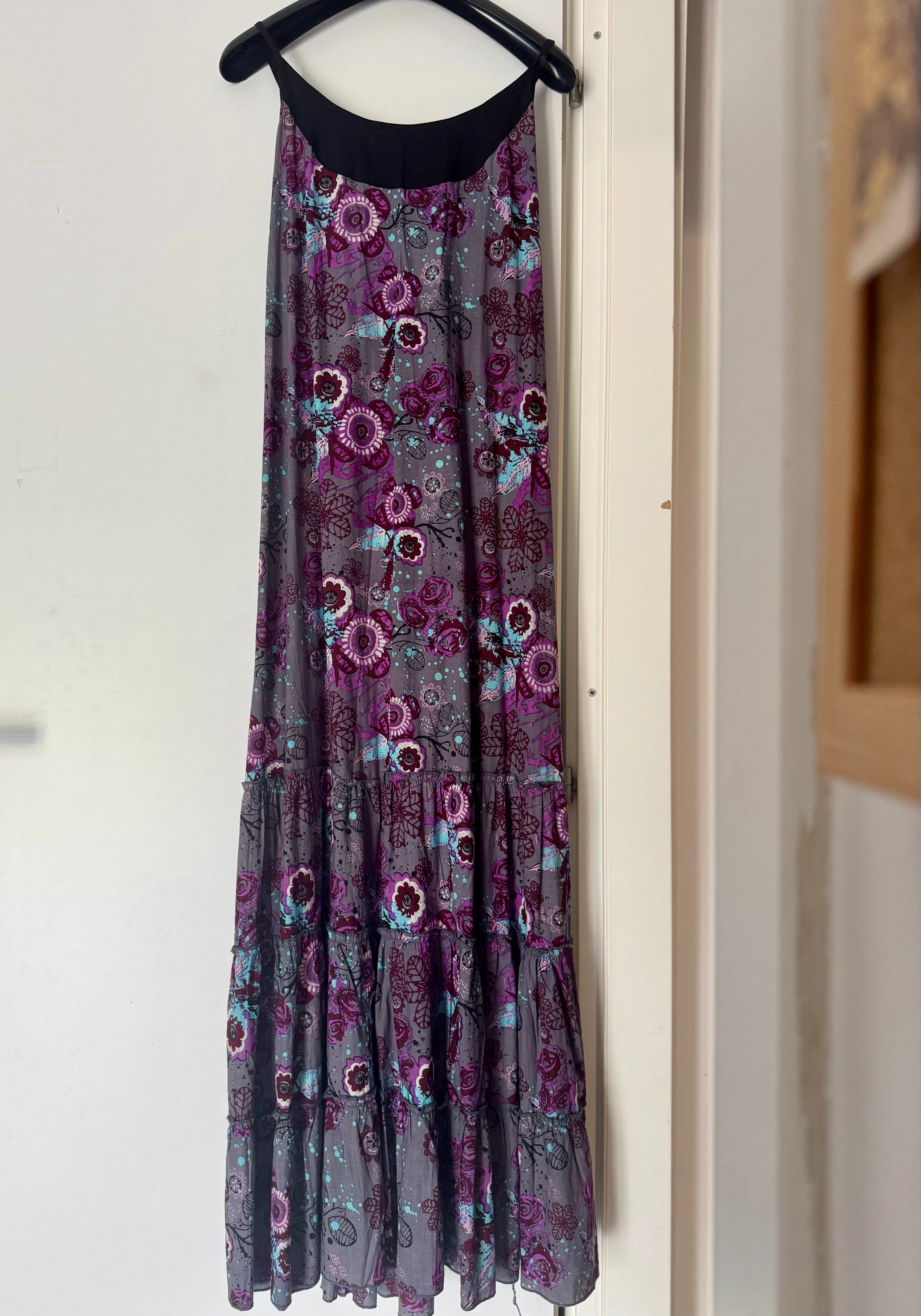 Vestito donna lungo Ganga a balze orizzontali - Lilla fiorato Namastemood