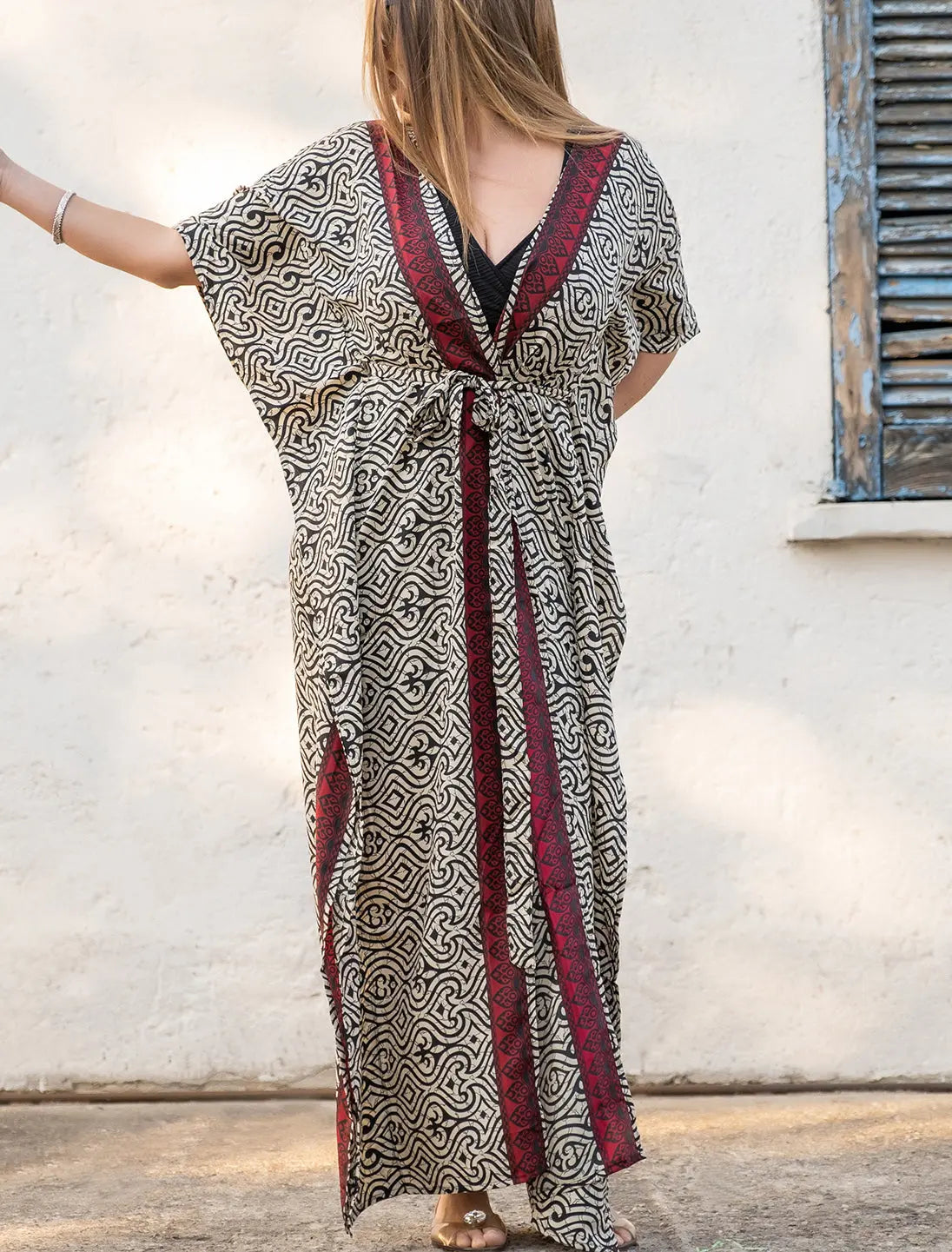 Kimono donna lungo Mohini in seta indiana - Picche nero Namastemood