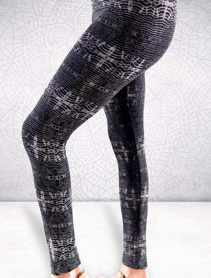 Pantaloni leggings donna eleganti e modellanti - Celtico nero chiaro-scuro Namastemood