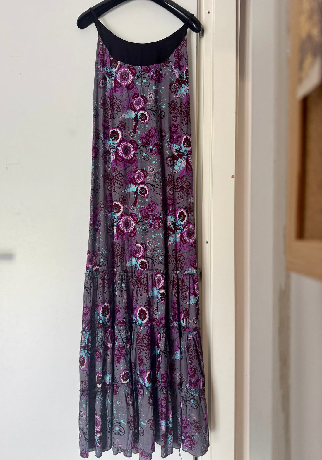 Vestito donna lungo Ganga a balze orizzontali - Lilla fiorato Namastemood