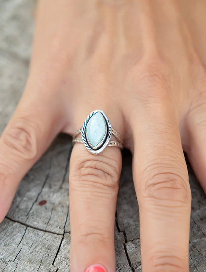 Anello donna in argento forma a mandorla con greche e pietra Larimar Namastemood