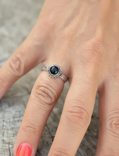 Anello donna in argento forma a sole con pietra Onice Nero Namastemood