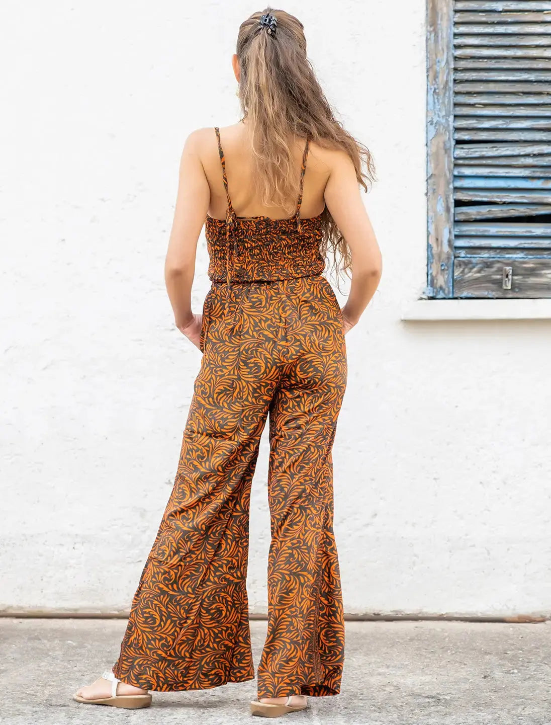 Jumpsuit lungo Tulasi a canottiera e pantalone in seta indiana - Felce arancio Namastemood