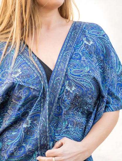 Kimono donna lungo Mohini in seta indiana - Misto fiori blu Namastemood