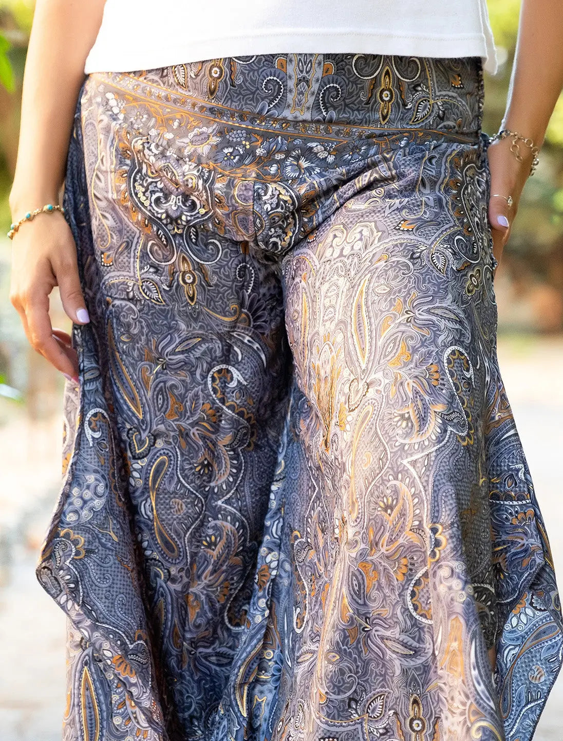 Pantalone donna Payal lungo a triangolo - Greche grigio oro Namastemood