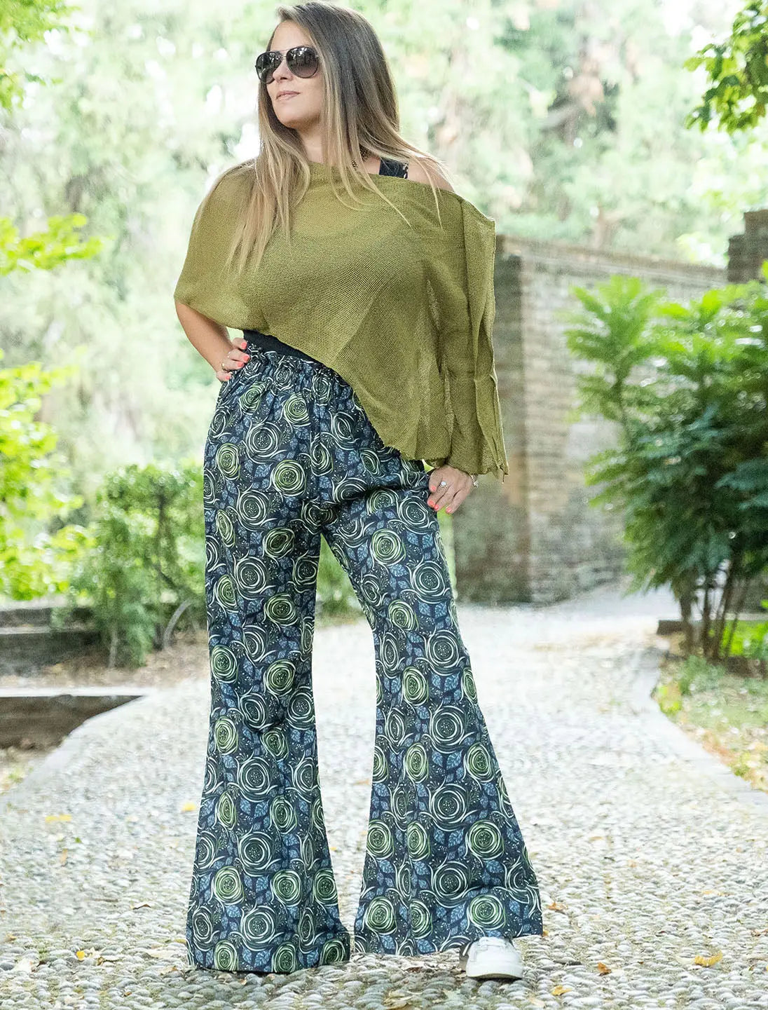 Pantalone donna anni 70 Sangita - Fiore spirale verde militare Namastemood