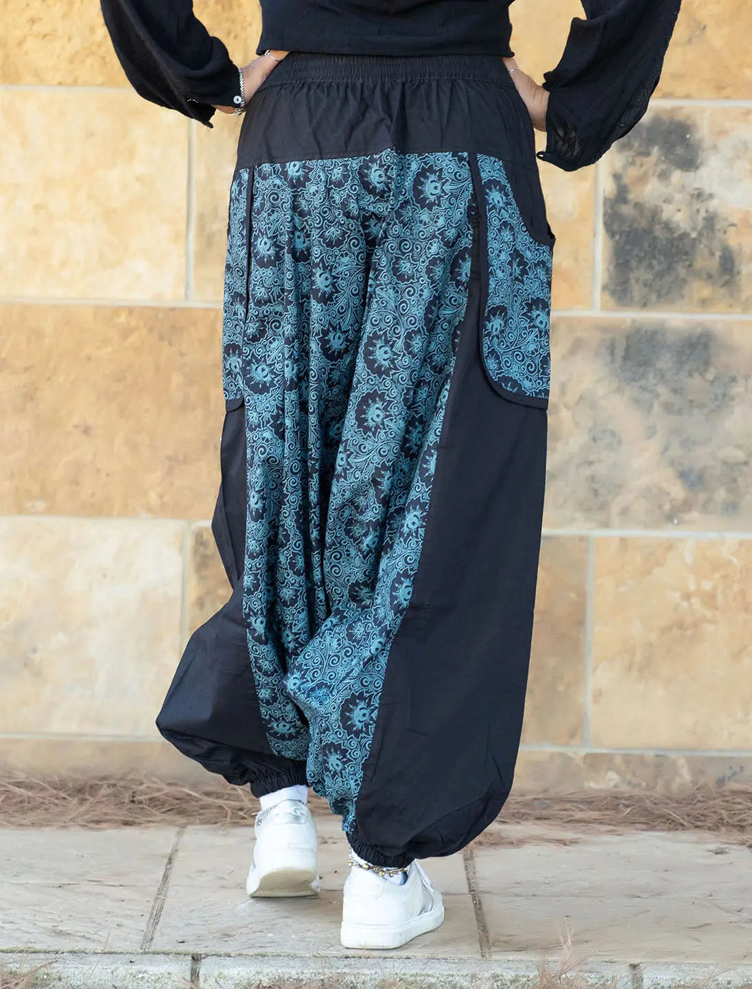 Pantalone donna lungo aladino Maya - Fiore nero blu militare Namastemood