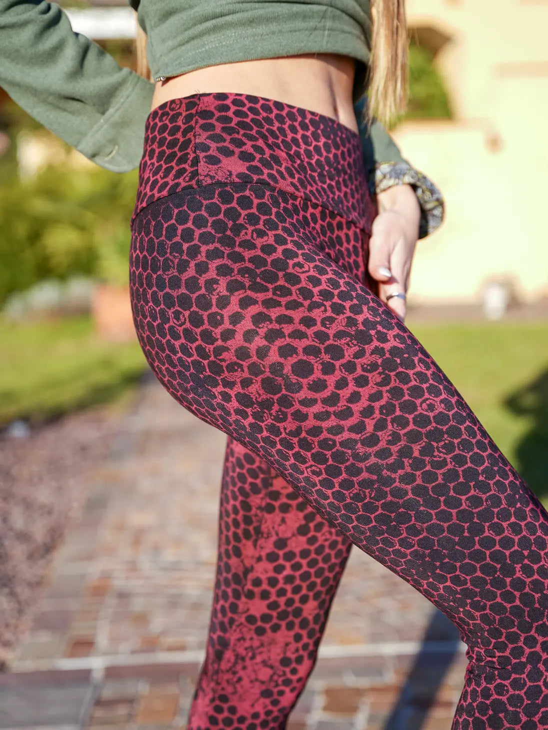 Pantaloni leggings Siddhi donna eleganti e modellanti - Alveare rosso Namastemood